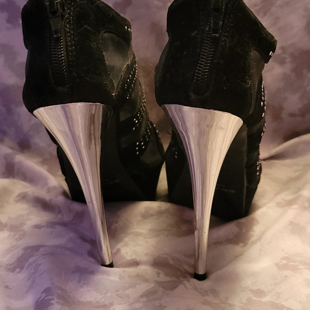 High heels - Picture 3 of 6